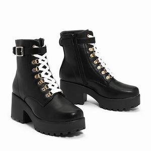 Nasty Gal Give ‘Em The Boot Chunky Boots